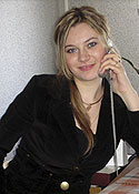 abroadwives.com - beautiful single woman