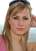 lonely girl - abroadwives.com