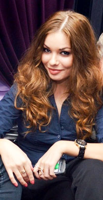 abroadwives.com - meet hot woman