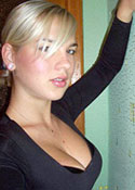 abroadwives.com - photos of woman