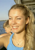 single young woman - abroadwives.com