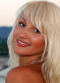 woman love - abroadwives.com